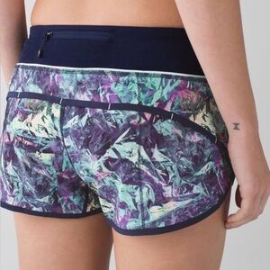 Lululemon Run Speed Short Iridescent Multi / Deep Navy Size 6